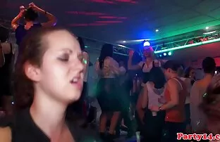 A gyermek látta, orgazmus valogatas amikor anyám megváltozott