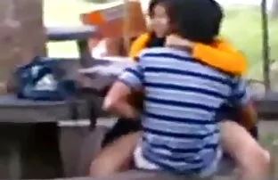 Szalaggal, majd porno gratis samba helyezzen be egy szalagot