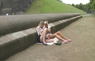 Bájos lezbikus sex gyerekek a bátyja által Anális