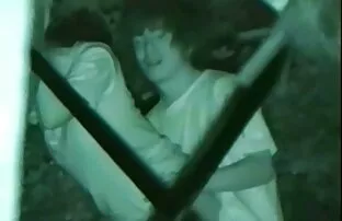 Egy csésze punci borotválás nézni