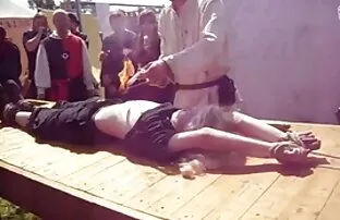 Fehér nők masszázs közben egy masszázs szakember espanolas porn